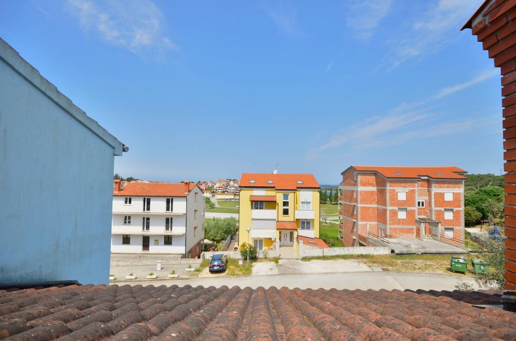 Apartments Gloria Vrsar Exterior photo