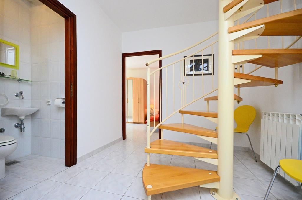 Apartments Gloria Vrsar Exterior photo